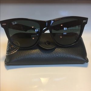 Authentic Ray-Band Wayfarer Sunglasses